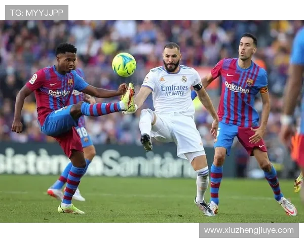 西甲联赛最新动态:巴萨与皇马争冠形势激烈,梅西离开后的影响深远 西甲联赛最新动态:巴萨与皇马争冠形势激烈,梅西离开后的影响深远